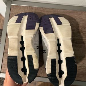 On Cloud Nova sneakers!